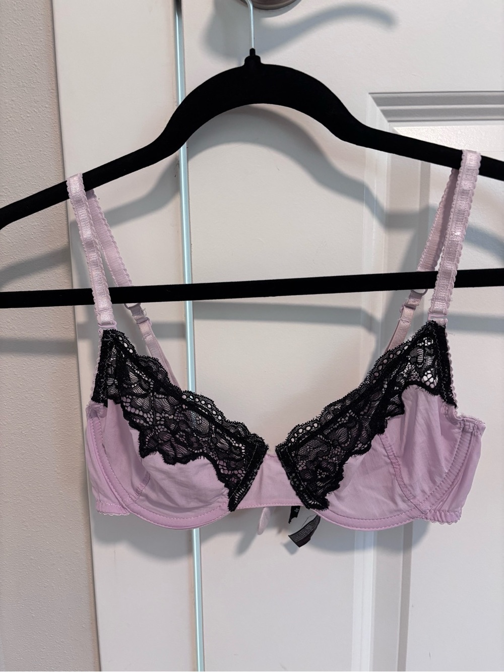 Lace Trim Underwire Bra - Light Lavender with Black Lace 32D